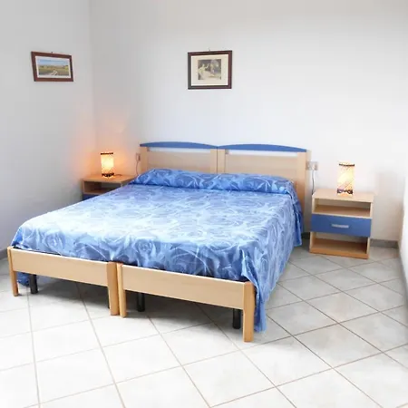 Case Vacanza San Teodoro Centro Prázdninový dům *