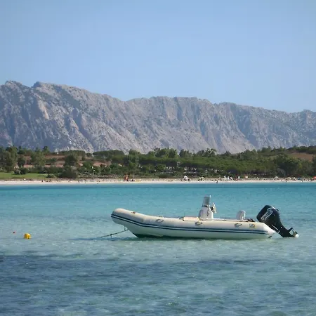 Case Vacanza San Teodoro Centro Prázdninový dům *
